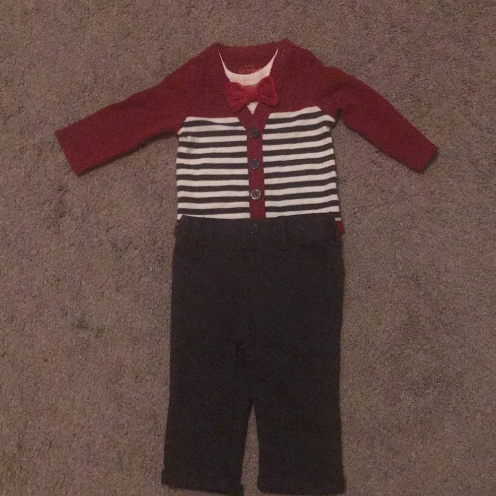 Baby Boys' Bowtie Jersey and Pants Set. Cat & Jack